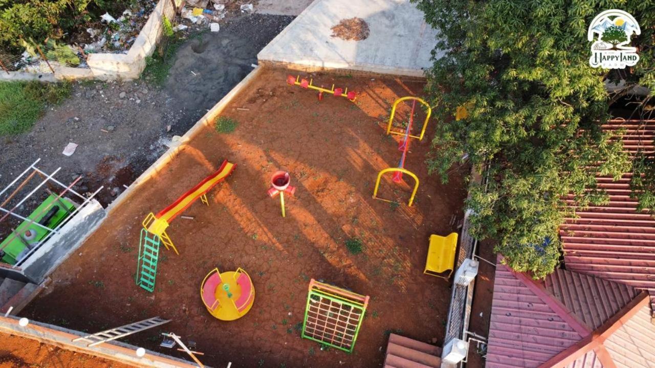 Hotel Happy Land Farm Karjat Exterior foto